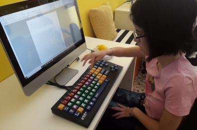 Bari: apre Spazio H, dove la tecnologia aiuta i ragazzi con disturbi di apprendimento