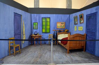 Bari, riapre dopo 38 anni il teatro Margherita con la mostra di Van Gogh