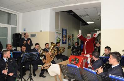 Bari, concerto di Natale per i bambini
del reparto pediatrico oncologico