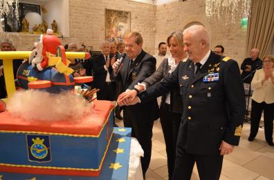 Conviviale natalizia della sezione di Bari
tradizione rispettata con tanto di torta