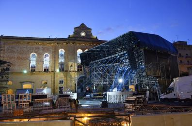 Capodanno 2023, arriva l'ordinanza del sindaco: a Matera botti vietati. E in piazza arriva Gigi D'Alessio