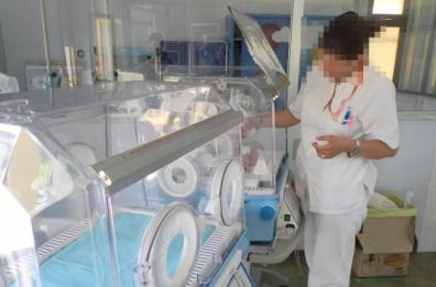 Acquaviva, bimba di 7 mesi «vegetale» per un’infezione, c’è l’inchiesta