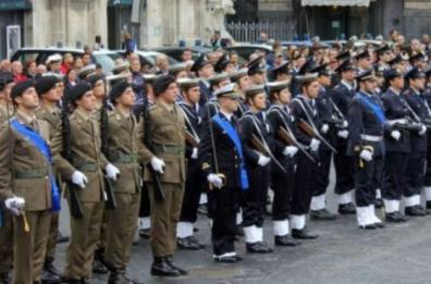 Arriva il primo sindacato con le stellette
Si comincia con l'Arma dei Carabinieri