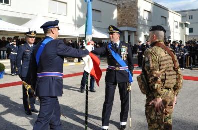 Martina Franca , cambio comandante al 16° Stormo
ai Fucilieri dell'aria arriva il colonnello Pellegrino 