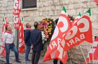 Bari, il sindaco Decaro: «Primo maggio, la festa di chi non si arrende»