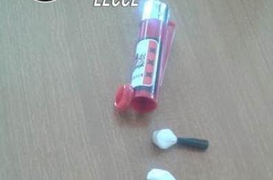 L'accendino era in realtà un contenitore porta-droga: 8 segnalazioni nel Leccese
