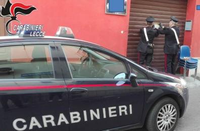 Galatone, droga nel circolo privato frequentato da pregiudicati: provvedimenti dei cc