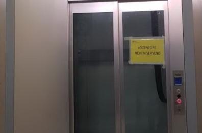 Barletta, stazione senza ascensore: non ha mai funzionato