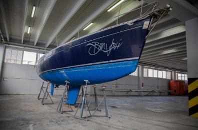 Lecce, i detenuti riparano barca migranti: sar&agrave; usata da ragazzi "difficili"