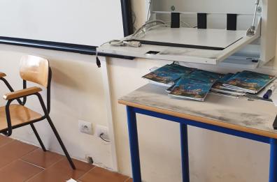 Martina Franca, rubano 50 pc da scuola: è caccia a gruppo di ladri