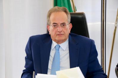 Taranto, arrestato Procuratore capo Capristo: tentò di «aggiustare inchiesta». Indagato anche ex capo pm Trani