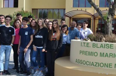 Istituto di Foggia vince premio OdG per giornale scolastico
