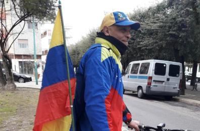 David in bici da Corato fino a Roma per la pace in Venezuela
