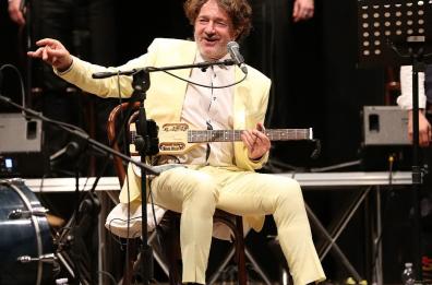 Bregovic a Barletta tra note e speranza
