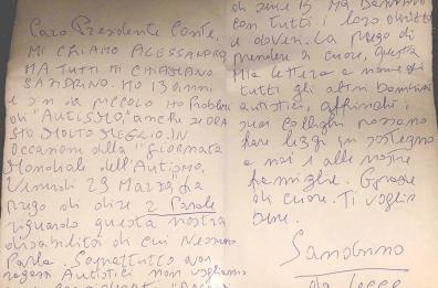 Bari, premier incontra bimbo autistico  di Lecce dopo la lettera
