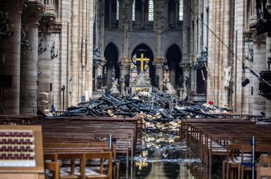 Un pugliese tra i vigili del fuoco che hanno spento l'incendio di Notre Dame