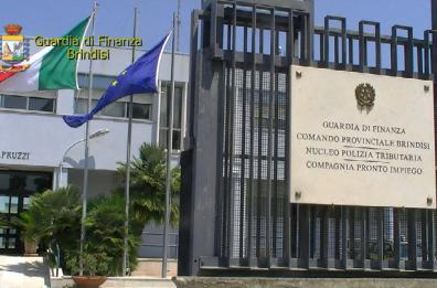 Fasano, GdF sequestra 570mila euro di beni a ex contrabbandiere