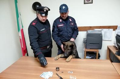 Ferrandina, spacciava in circolo ricreativo: arrestato 27enne