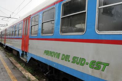 Treni, addio al marchio Ferrovie del Sud-Est, dal 2021 il servizio va a Trenitalia