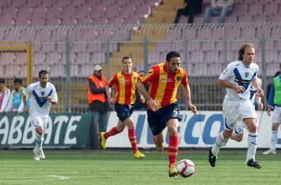 Il Lecce vince al Via del Mare contro il Brescia: la A è sempre più vicina