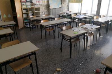Bari, vandali a scuola: tentativo di incendio, bagni imbrattati con urine e feci
