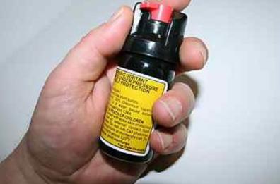 Cerignola, spray peperoncino a scuola: malore per 3 studenti allergici