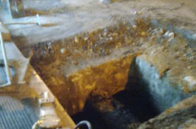 Bari, s'apre una voragine in via Carulli: chiusa la strada