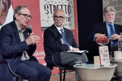 Padoan: fiducia per crescere ma il governo ha isolato l'Italia