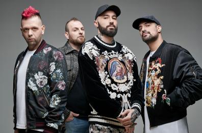 Boomdabash & Friends: i salentini festeggiano a Milano con Berté, J-Ax, Rocco Hunt e tanti altri