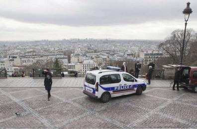Trovato morto per strada a Parigi
007 salentino in servizio all'Aise 
