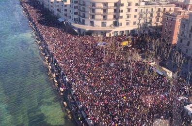 Il miracolo di S. Nicola sul lungomare di Bari