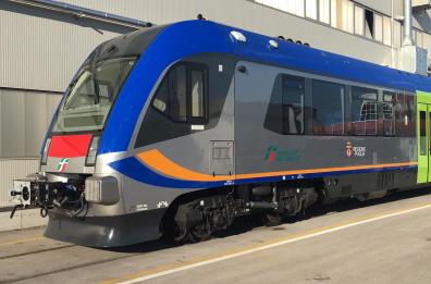 Sud Est, addio alla storica «divisa» rossa: treni con colori Trenitalia