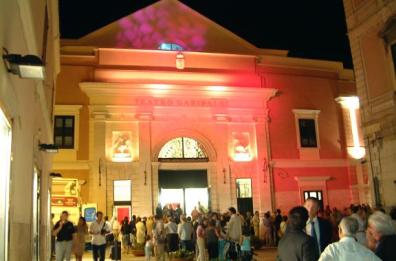 Bisceglie, cala il sipario sul teatro Garibaldi: via ai lavori sulla sicurezza