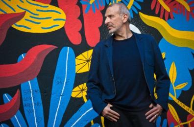 Pacifico in concerto a Bari: «Con la musica ho vinto la timidezza»