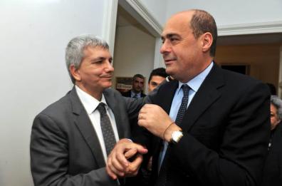 Bari, oggi l'incontro tra i «compagni separati»: Vendola e Zingaretti