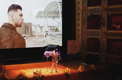 Il rap «in divisa» di Revman, poliziotto che canta la legalità