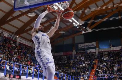 Basket, secondo ko per il Brindisi: a Sassari finisce 106-97