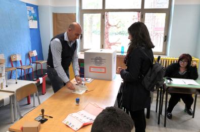 Matera, elettori non trovano più i seggi: erano stati cambiati