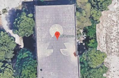 L'Ufo-Porto di Bari? Per Google Maps è l'ex caserma Rossani