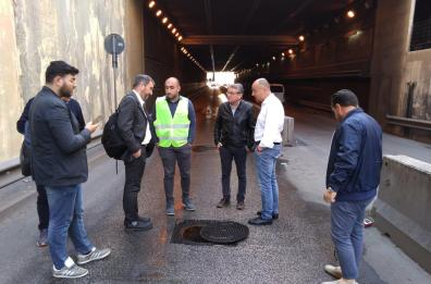 Bari, acqua ristagnante e puzza nel sottopasso di viale Pasteur: sopralluogo di Comune e Aqp