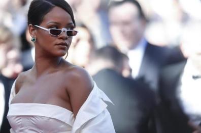 Forbes: Rihanna è la cantante più ricca al mondo