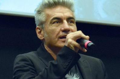 Conversano, Ligabue incontra gratis i fan prima del concerto, ma l'evento costa troppo al Comune