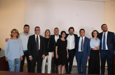 Lecce, Salvemini vara la nuova giunta con 4 donne e 5 uomini