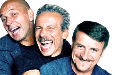 Aldo, Giovanni e Giacomo a Bari sul set di "Odio l'estate"