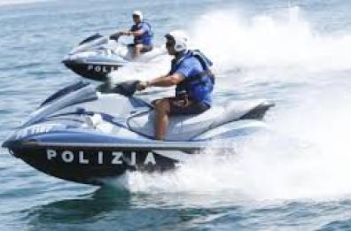 Bari, 2 barche in avaria sulla traiettoria delle crociere: soccorse da polizia