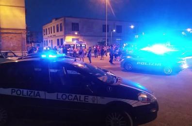 Foggia, non si ferma al posto di blocco e travolge agente con la moto: ricercato
