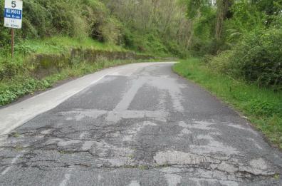 Nemoli, strade dissestate: provincia vieta transito mezzi a due ruote