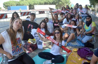 Bari, sale la Liga-mania: ecco i primi fan già in coda fuori dal San Nicola