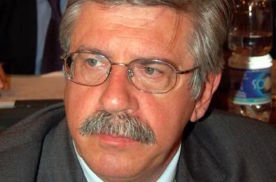 Bari, a 76 anni muore il giornalista Federico Pirro