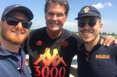 David Hasselhoff fermato sull'A21: «Gli agenti volevano una foto»